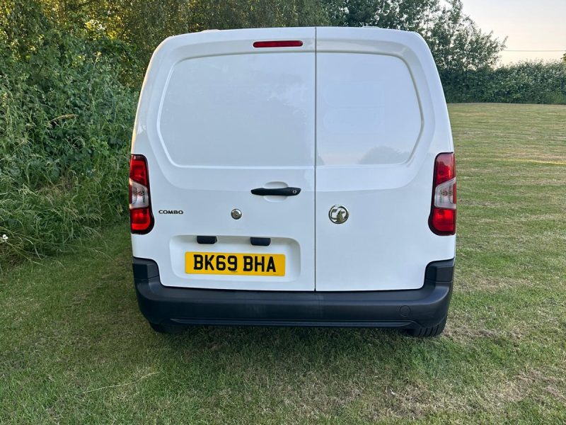 VAUXHALL COMBO (BK69 BHA)