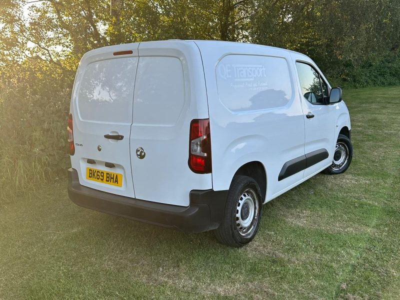 VAUXHALL COMBO (BK69 BHA)