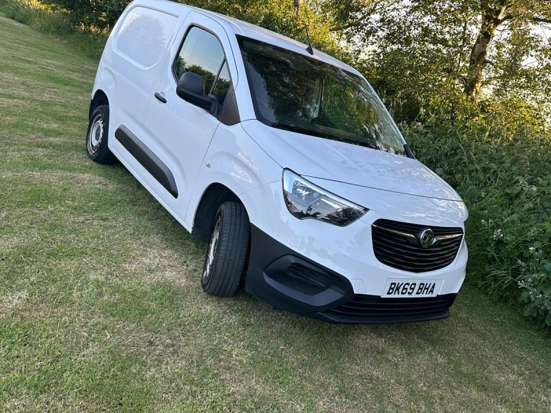 VAUXHALL COMBO (BK69 BHA)