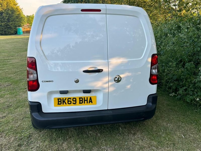 VAUXHALL COMBO (BK69 BHA)